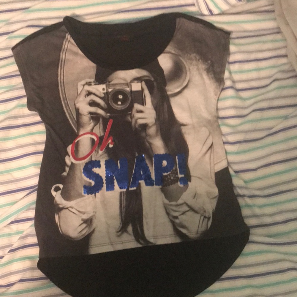 I am selling a T-shirt.